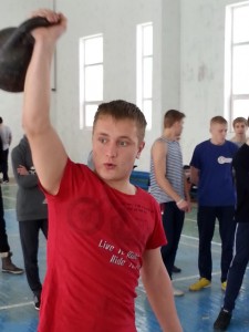«Богатыри» разминаются.