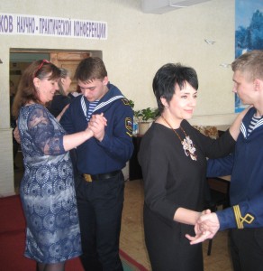«… Я пригласить хочу на танец Вас, и только Вас…»