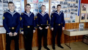 ИСТОРИЮ УЧИЛИЩА РАССКАЗЫВАЮТ КУРСАНТЫ