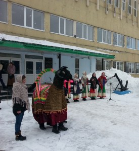 Юные вокалистки студии народной песни Натальи Сережкиной