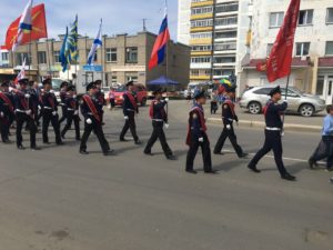 В парадной колонне